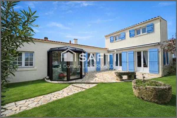 Maison de 116 m2 la cotiniere proche commerce et plage sur un terrain de 421 m2 avec un garage attenant