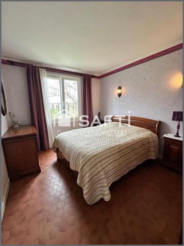 Maison de 116 m2 la cotiniere proche commerce et plage sur un terrain de 421 m2 avec un garage attenant