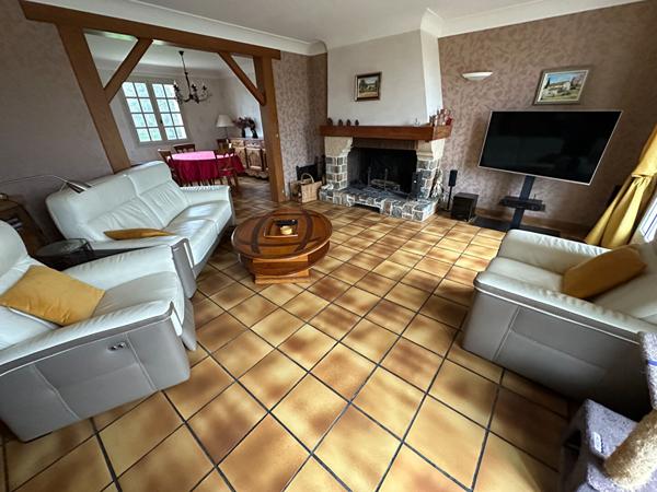 Maison Conde Sur Huisne 6 pièce(s) 162 m2