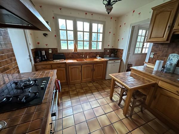 Maison Conde Sur Huisne 6 pièce(s) 162 m2