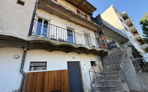 Maison à vendre    5 pièces •  Aubenas