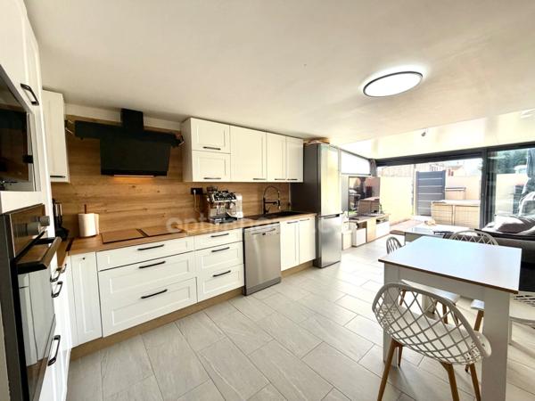 APPARTEMENT 2 PIÈCES 45M2 AIGUES-MORTES (30)
