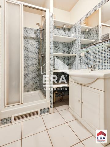 Appartement - 104 m² - 4 Chambres - Balcons - Parking privatif - Proche métro