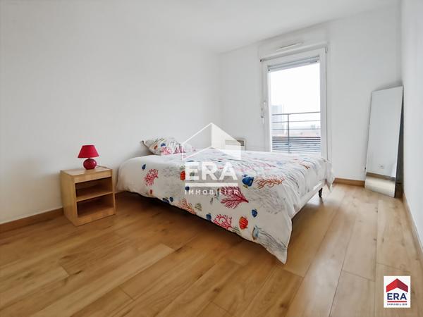 Appartement - 104 m² - 4 Chambres - Balcons - Parking privatif - Proche métro