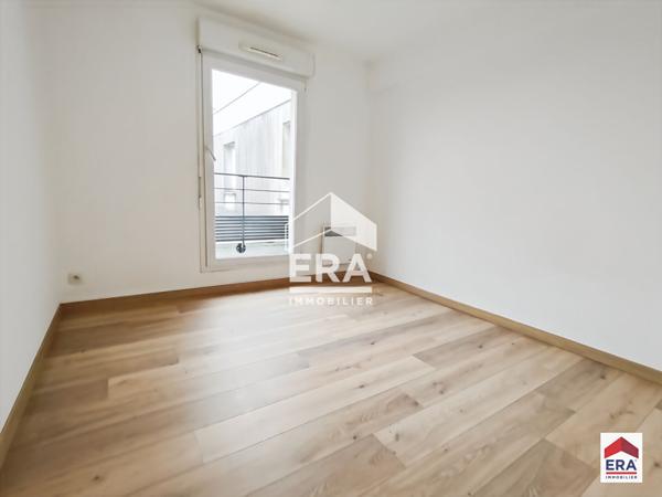 Appartement - 104 m² - 4 Chambres - Balcons - Parking privatif - Proche métro