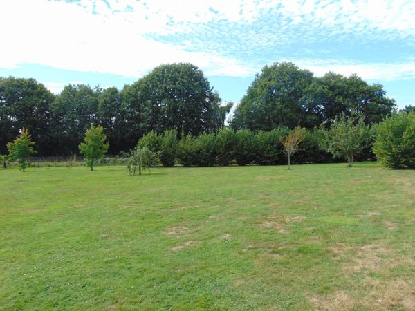Pavillon de 96 m², 3 chambres, terrain 2580 m², La Ferrière aux Etangs
