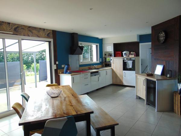 Pavillon de 96 m², 3 chambres, terrain 2580 m², La Ferrière aux Etangs