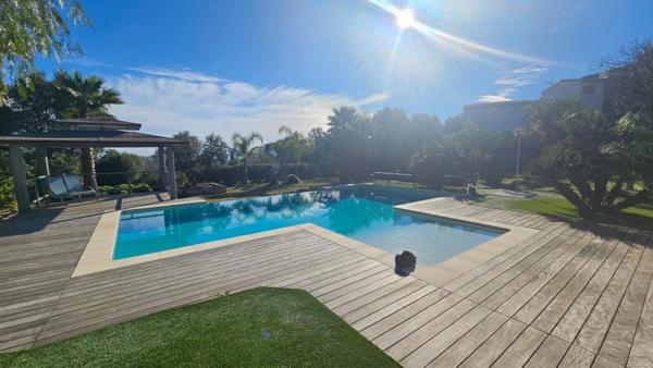 Villa Grimaud 5 pièce(s) 120 m2