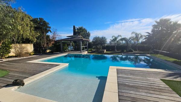 Villa Grimaud 5 pièce(s) 120 m2