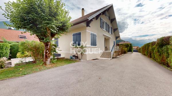 Maison Doussard 8 pièce(s) 171,52 m2