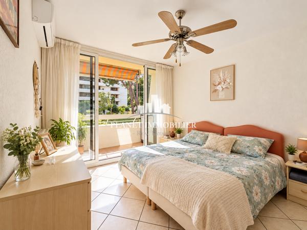 ANTIBES RESIDENCE VAUBAN - APPARTEMENT 3 PIECES PARKING ET CAVE