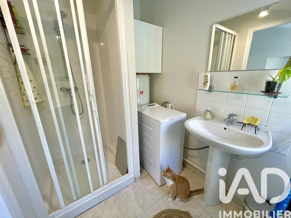 Maison à vendre 9 pièces 198 m² Lathus-Saint-Rémy