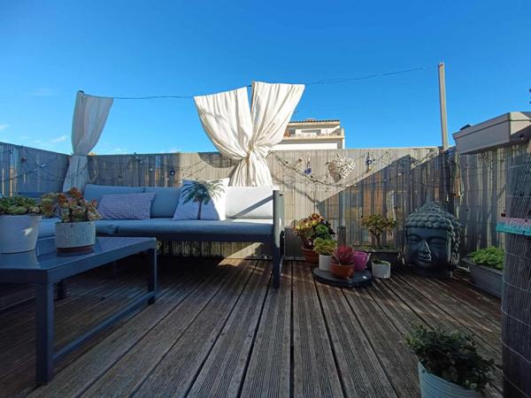 Appartement Istres 3 pièce(s) 75 m2 et Deux places parking