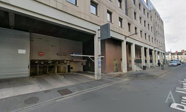 Parking / box Châteauroux