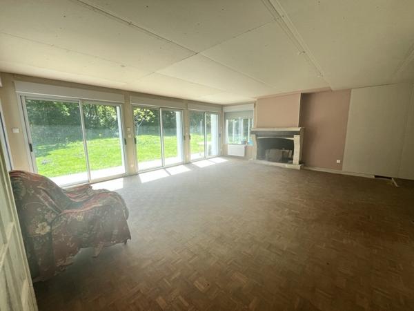 Maison à vendre |  Julienne |  8 pièces | 245 m²