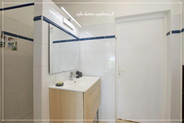 Les Trois-Îlets – Villa prestige T5 de 146 m² habitables (219 m² au total) avec piscine, solarium et vue mer imprenable- A Vendre 972