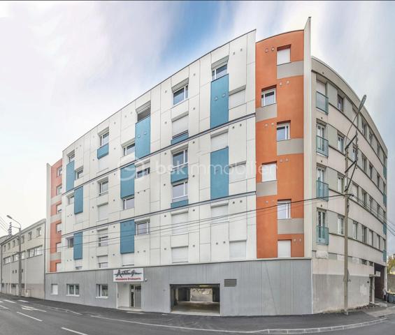 SPECIAL INVEST

Située dans un environnement privilégié à proximité des universités, cette résidence étudiante Artémisia propose 80 logements haut de gamme entièrement imaginés et aménagés pour chaque résident. En plus de la présence quotidienne d’un gestionnaire, des services pratiques sont proposés pour faciliter votre quotidien, comme un accès internet inclus dans chaque logement. Grâce à ces prestations haut de gamme, notre résidence Artémisia à Clermont Ferrand séduira à coup sûr les étudiants.

Sous contrat de bail commerciale avec la société ARTEMISIA. Ce bien de plus de 18m2 garantira à son propriétaire un loyer de 2894€ HT par an, soit une rentabilité brute garantie de 7.2%. Vous souhaitez vous construire un patrimoine sécurisé et/ou créer un complément de revenu retraite garanti, alors ce bien est parfait pour vous. Statut LMNP avec amortissement possible. Photos d'un bien type. A NE PAS LAISSER PASSER !!!

Taxe foncière : 520€
Charges de copropriété par an : 250€