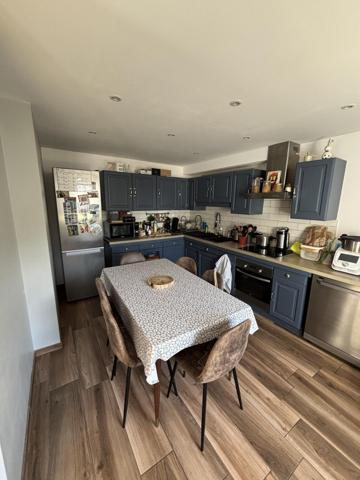 Maison de 106 m2 , proche centre ville de Baud