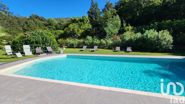 Maison à vendre 7 pièces 264 m² Cogolin