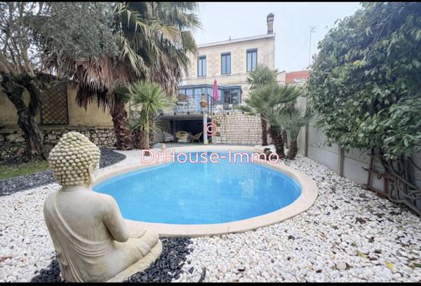 Maison à vendre 6 pièces de 237 m²