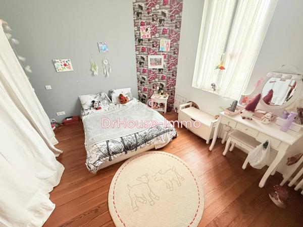 Maison à vendre 6 pièces de 237 m²