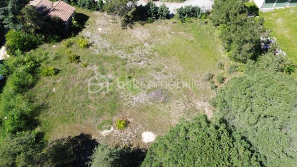 Terrain de 407 m²