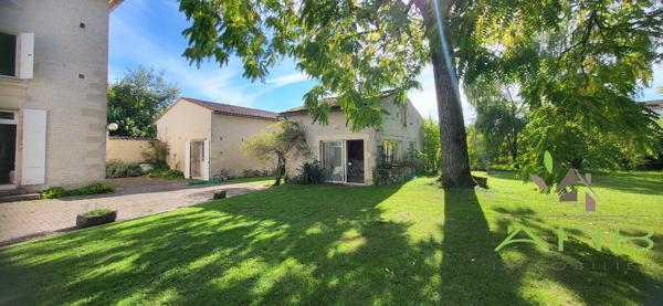 Maison bourgeoise d’exception – 12 pièces – Matha - 17160 - Charente-Maritime