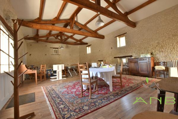 Maison bourgeoise d’exception – 12 pièces – Matha - 17160 - Charente-Maritime