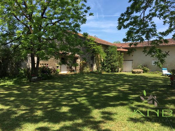 Maison bourgeoise d’exception – 12 pièces – Matha - 17160 - Charente-Maritime