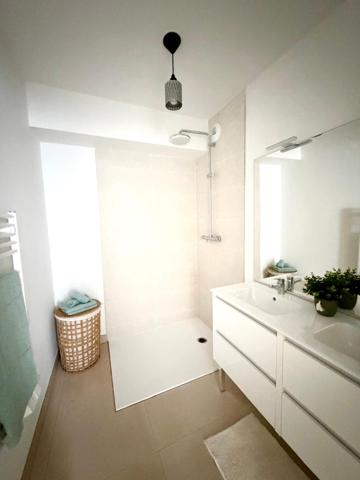 Appartement 4 pièce(s) 3 chambre(s) 99 m²