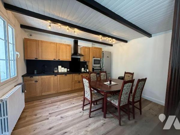 A VENDRE, PLESTIN LES GREVES

Découvrez cette très jolie maison entièrement rénovée.
Idéalem...