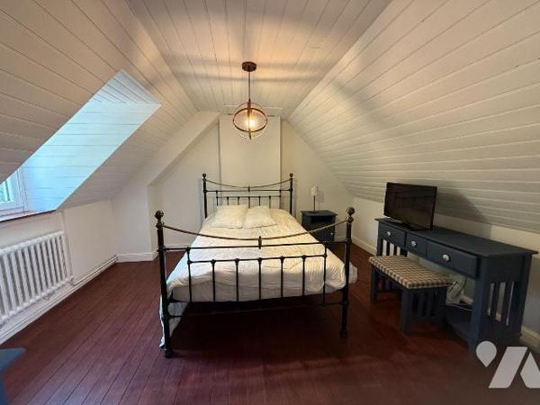 A VENDRE, PLESTIN LES GREVES

Découvrez cette très jolie maison entièrement rénovée.
Idéalem...