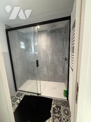 A VENDRE, PLESTIN LES GREVES

Découvrez cette très jolie maison entièrement rénovée.
Idéalem...