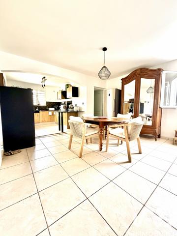 Maison à vendre 4 pièces 97 m² Saint-Benoît