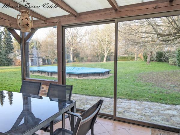 BELLE DEMEURE sur plus de 3 500 m² de terrain– Chaumes-en-Brie (77390)