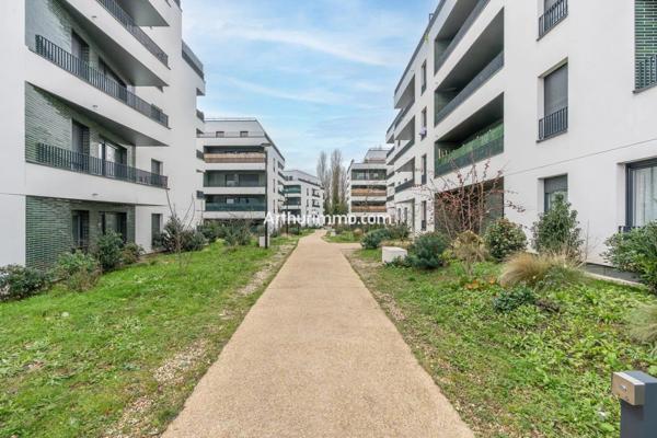 Vente Appartement 4 pièces 81 m2 à Sucy-en-Brie