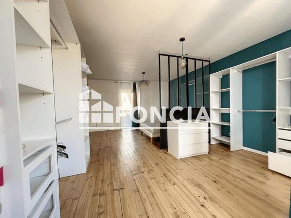 Location Appartement 4 pièces 86.43 m² - 83 AVENUE MARC URTIN Bourg-les-valence 26500