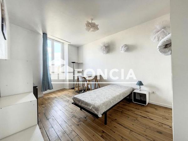 Location Appartement 4 pièces 86.43 m² - 83 AVENUE MARC URTIN Bourg-les-valence 26500