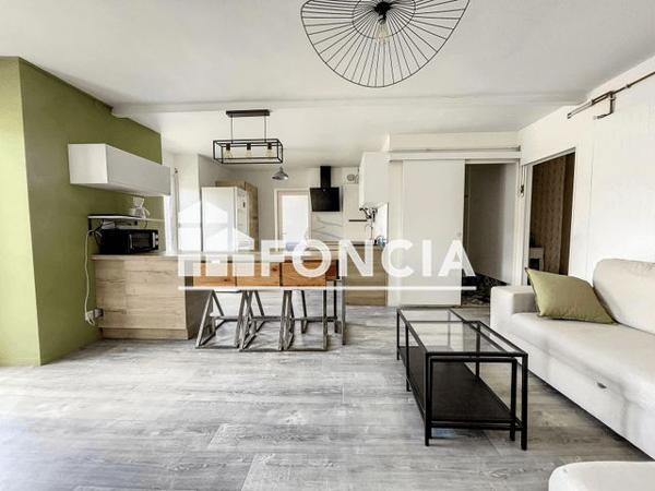 Location Appartement 4 pièces 86.43 m² - 83 AVENUE MARC URTIN Bourg-les-valence 26500