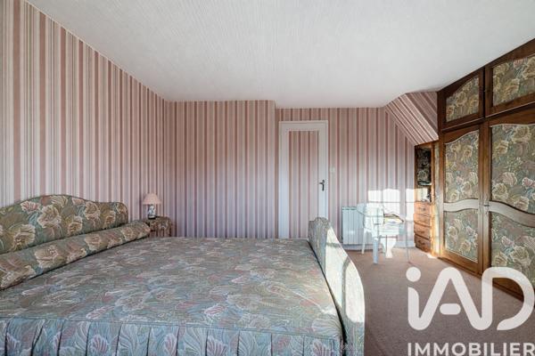 Maison à vendre 5 pièces 117 m² Saint-Aubin-lès-Elbeuf