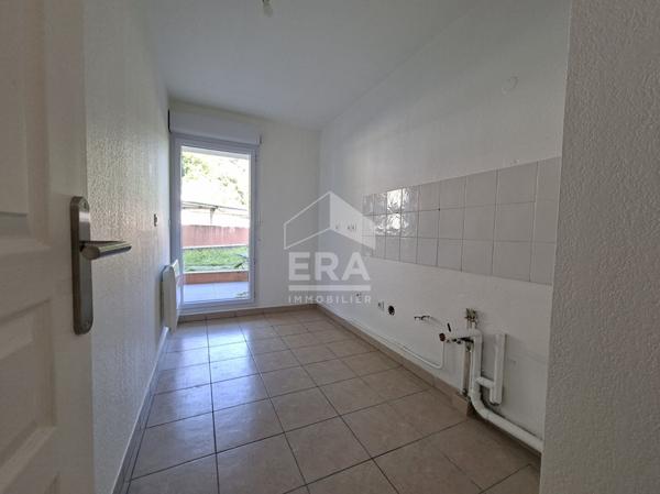 APPARTEMENT DE TYPE 3 PIECES AVEC JARDIN