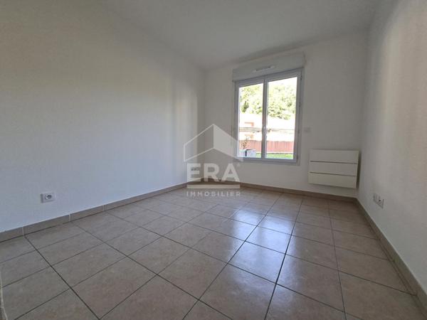 APPARTEMENT DE TYPE 3 PIECES AVEC JARDIN