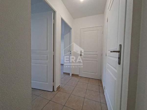 APPARTEMENT DE TYPE 3 PIECES AVEC JARDIN