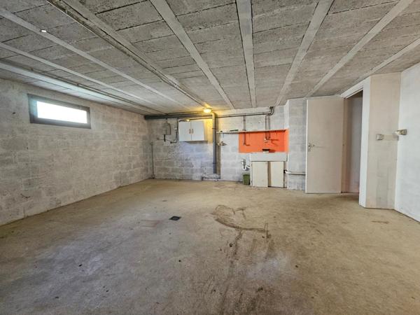 Maison à LA CHAPELLE-SAINT-AUBIN, 72650 - 5 pièces 125m²