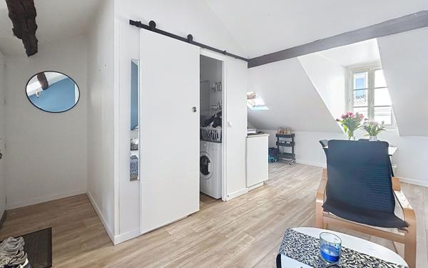 Appartement à vendre    2 pièces • 22,04 m2 Tours