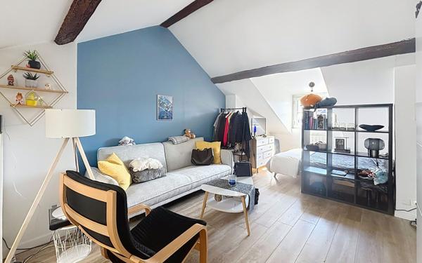 Appartement à vendre    2 pièces • 22,04 m2 Tours
