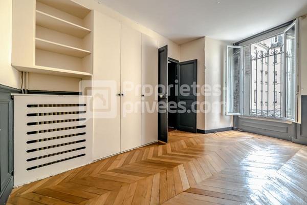 Haussmannien de 140 m² avec terrasse de 34 m², à deux pas de Montmartre