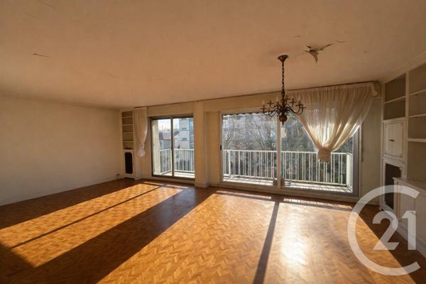 Appartement F5 à vendre  5 pièces - 102,63 m2 ST MAUR DES FOSSES - 94