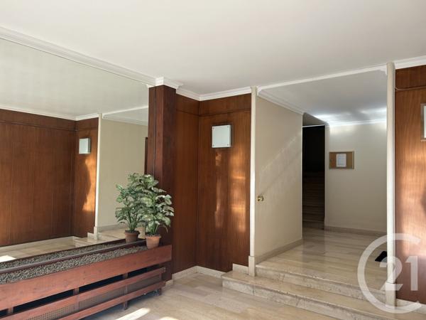 Appartement F5 à vendre  5 pièces - 102,63 m2 ST MAUR DES FOSSES - 94