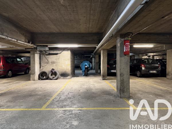 Parking à vendre 10,97 m² Paris 20